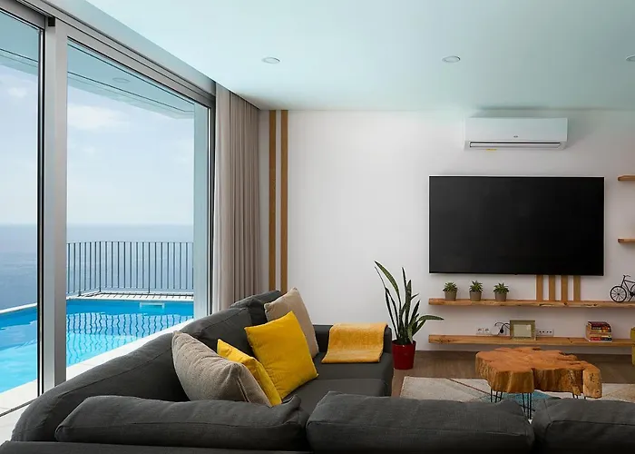 Peak A Boo Private Heated Pool And Private Parking Villa