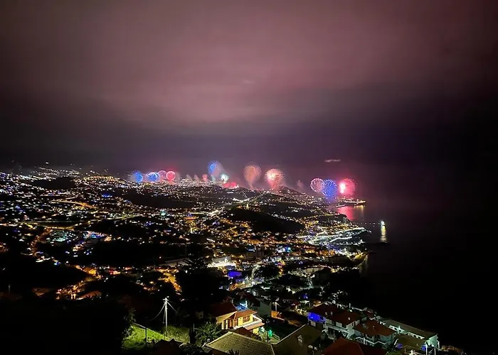 Villa Peak A Boo Private Heated Pool And Private Parking Camara de Lobos