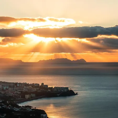 Peak A Boo Private Heated Pool And Private Parking Câmara de Lobos